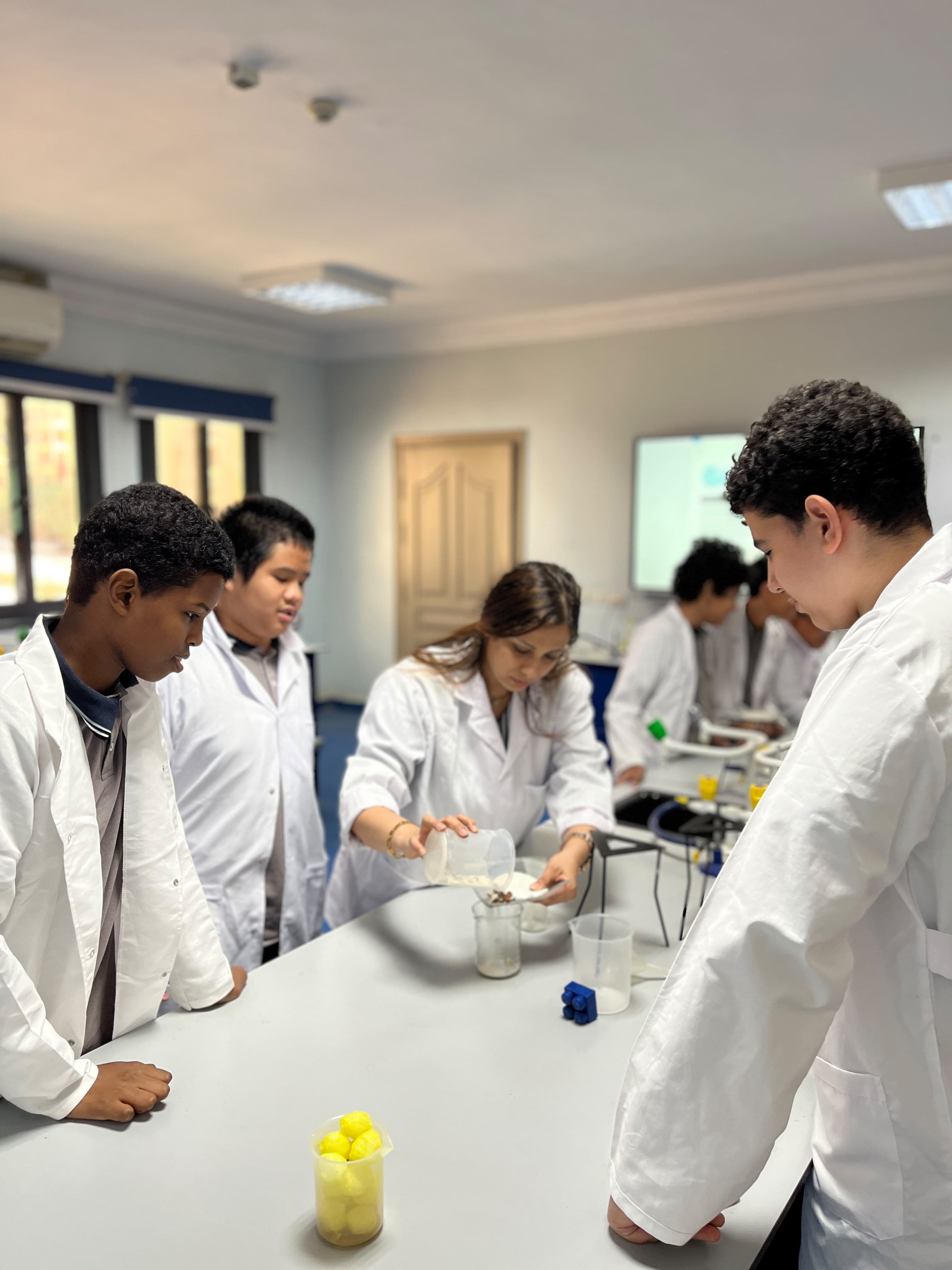 Students at a lab bench